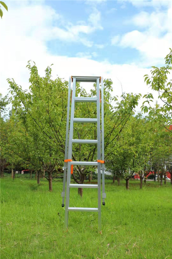 铝合金家用梯厂家.jpg 铝合金家用梯厂家.jpg